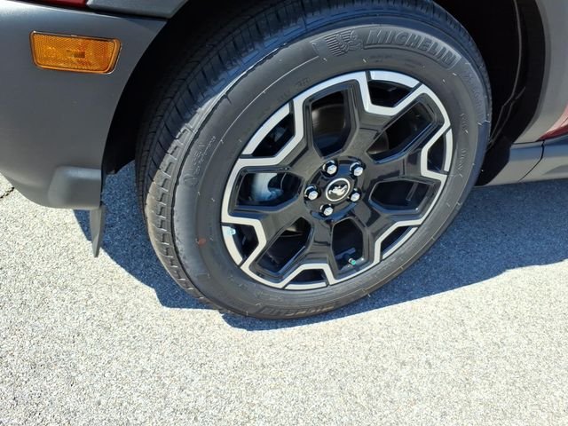 New 2026 Ruby Red Metallic Tinted Clearcoat Ford Outer Banks image 6