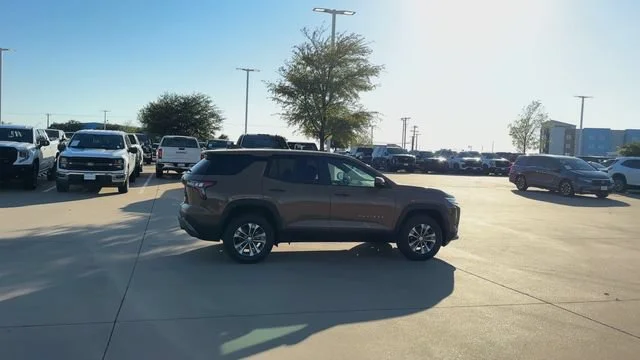 2027 Chevrolet Equinox LT - Photo 9
