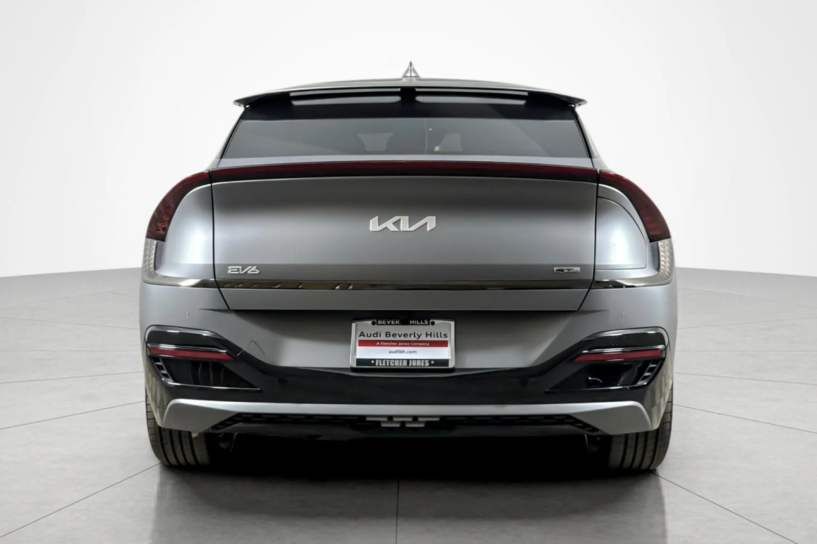 Used 2024 Steel Matte Gray Kia GT-Line RWD image 4