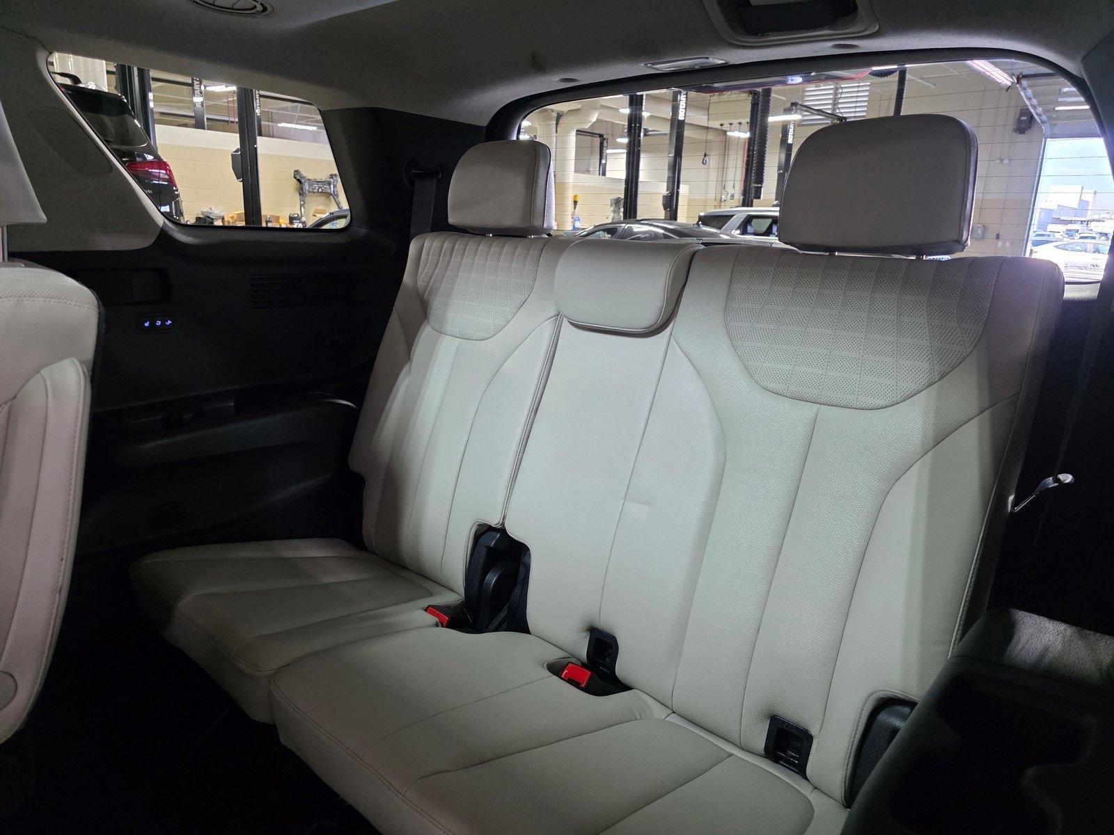 Certified Used 2023 Moonlight Cloud Hyundai Limited image 14
