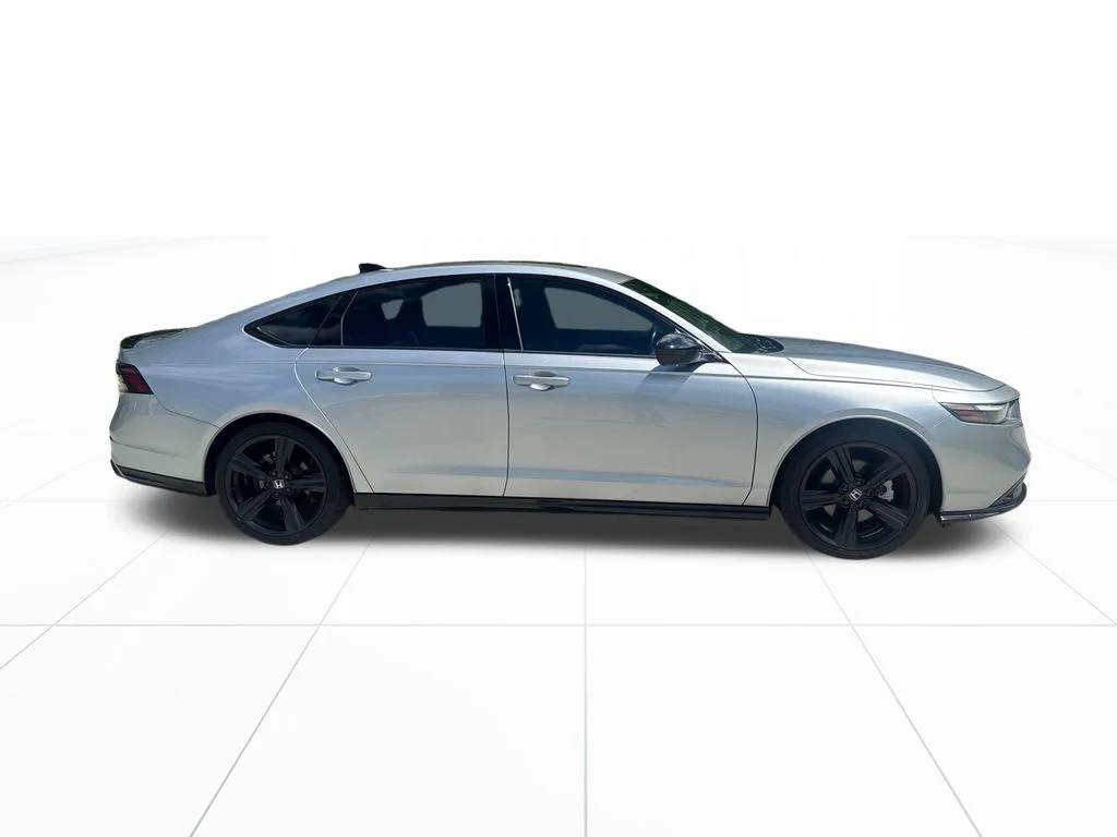 2023 Honda Accord Hybrid Sport-L - Photo 10