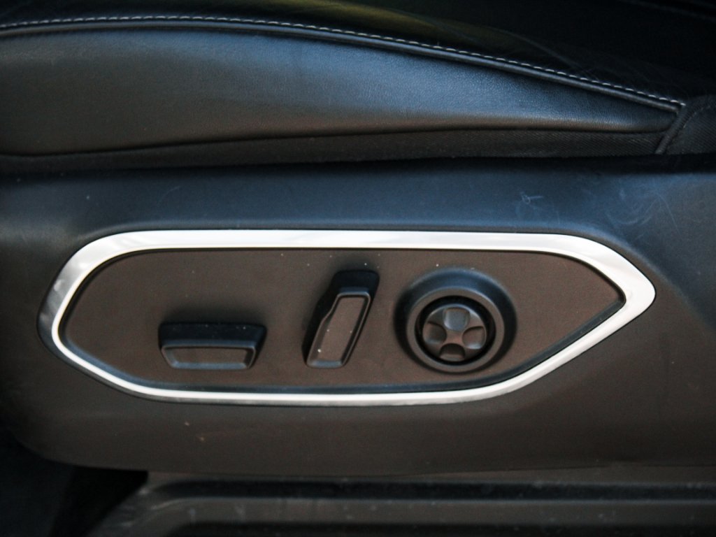 Used 2023 Velvet Red Pearl Jeep Series II image 12