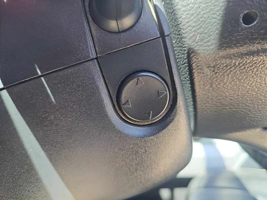 Used 2021 Carbonized Gray Metallic Ford LARIAT image 33