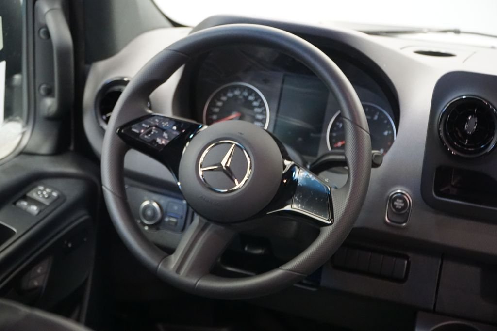2025 Mercedes-Benz Sprinter Crew Van Base - Photo 7