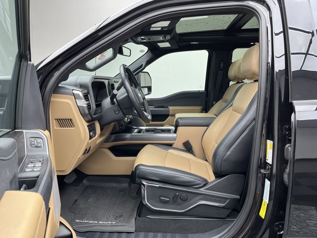 Used 2024 Agate Black Metallic Ford LARIAT image 3