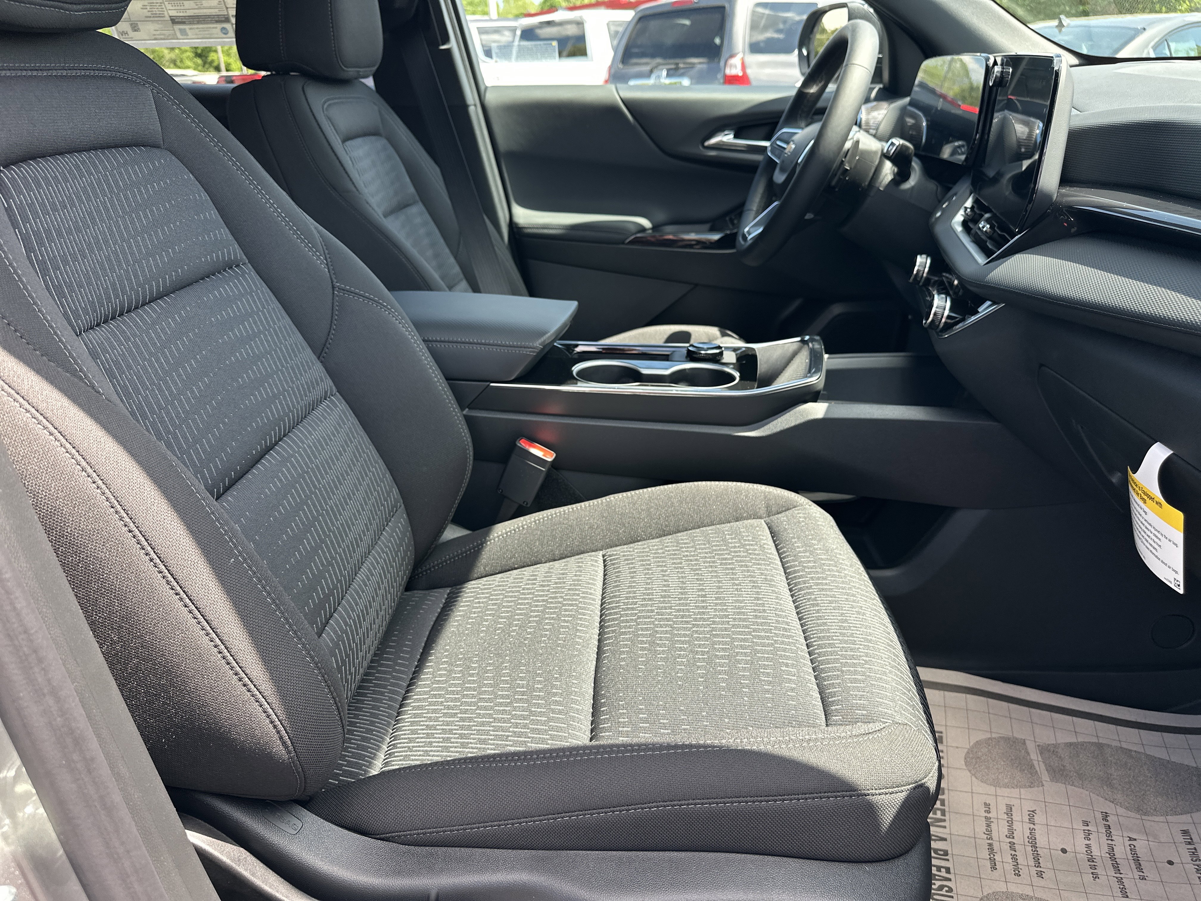 2026 Chevrolet Equinox LT - Photo 14