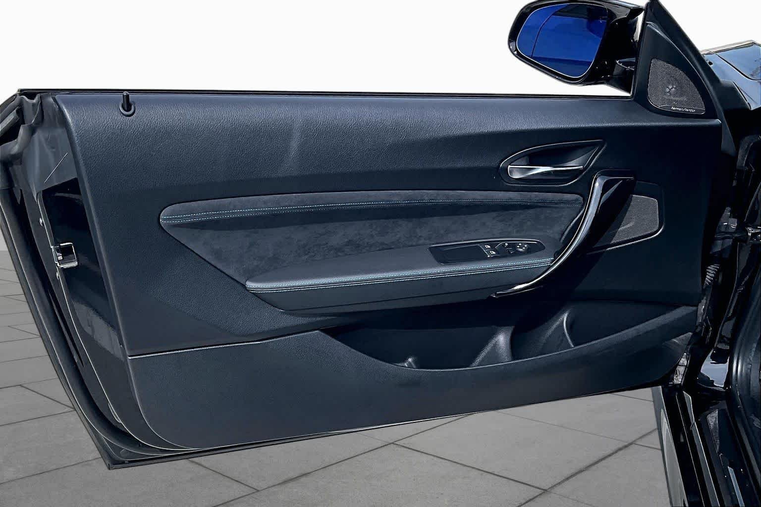 Used 2020 Black Sapphire Metallic BMW Competition image 22