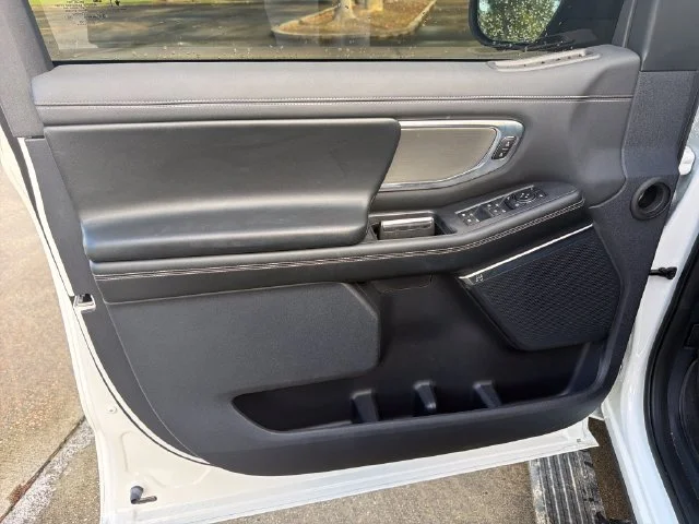 Used 2026 White Ford Platinum image 12