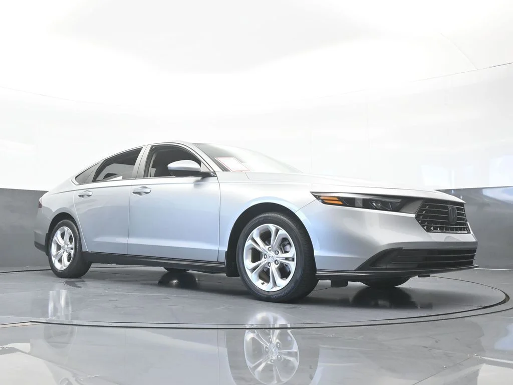 Used 2024 Silver Honda LX image 58