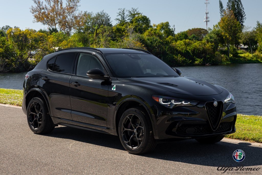 2024 Alfa Romeo Stelvio Quadrifoglio