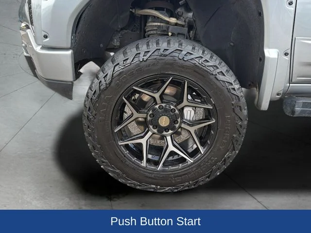 Used 2023 Silver GMC AT4 image 29