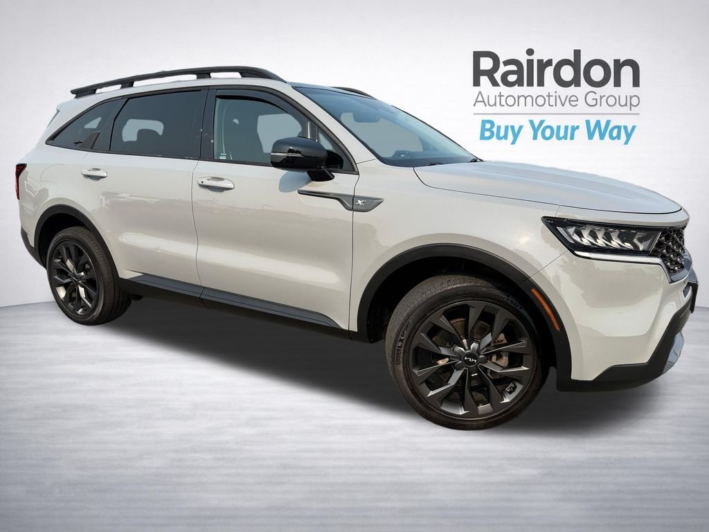Used 2022 Gray Kia X-Line EX image 1