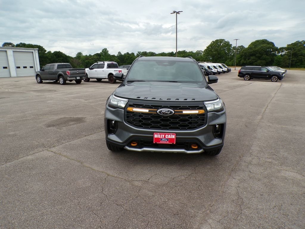 New 2026 Carbonized Gray Metallic Ford Tremor® image 2