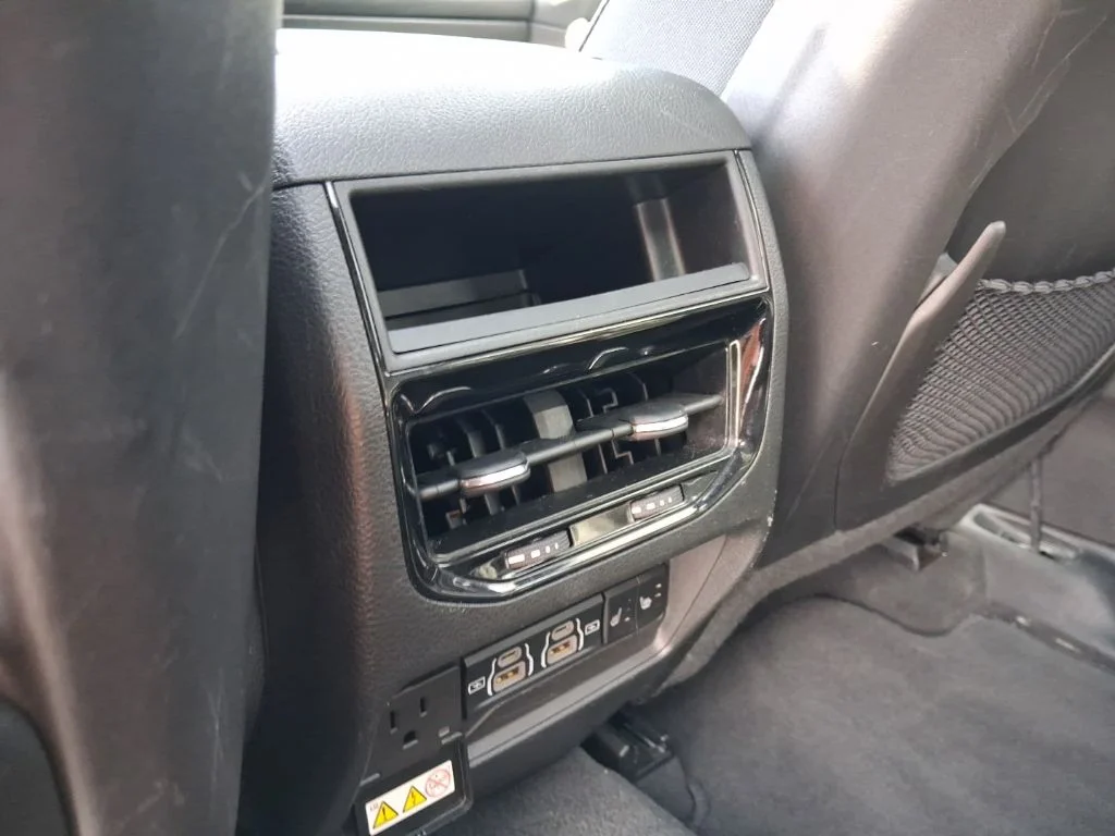 Used 2024 Black Jeep 4xe image 25