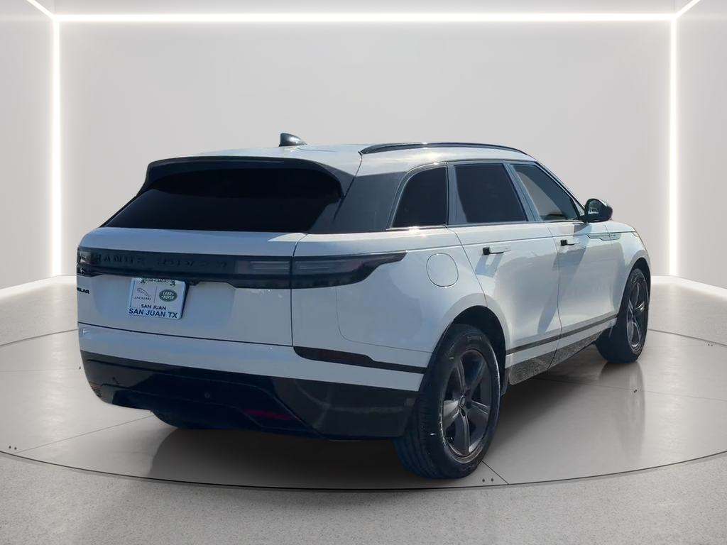 Used 2025 Fuji White Land Rover Dynamic SE image 5