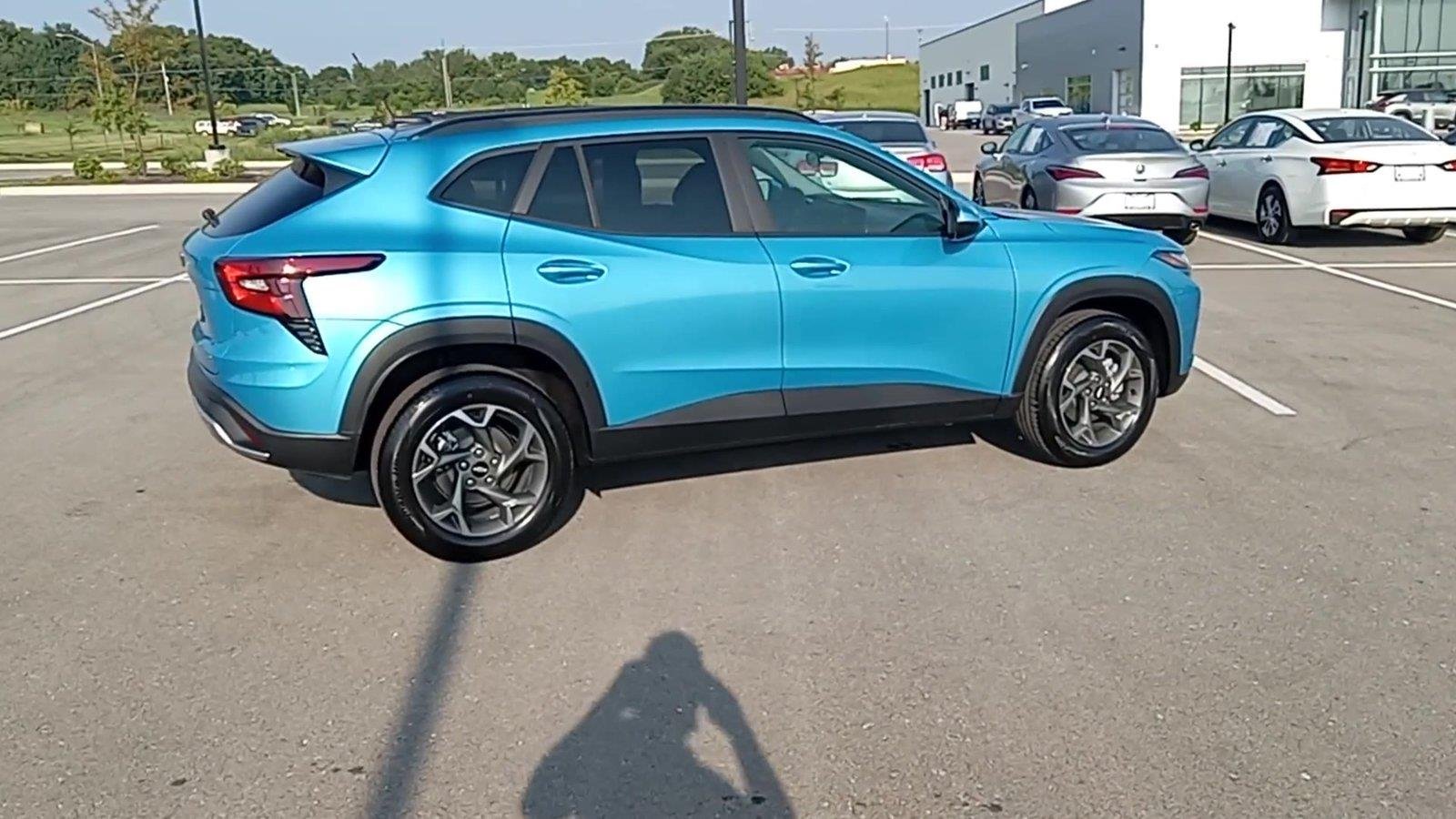 2026 Chevrolet Trax LT - Photo 8