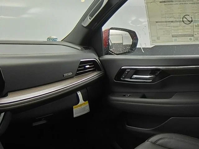 2026 Chevrolet Suburban High Country - Photo 40