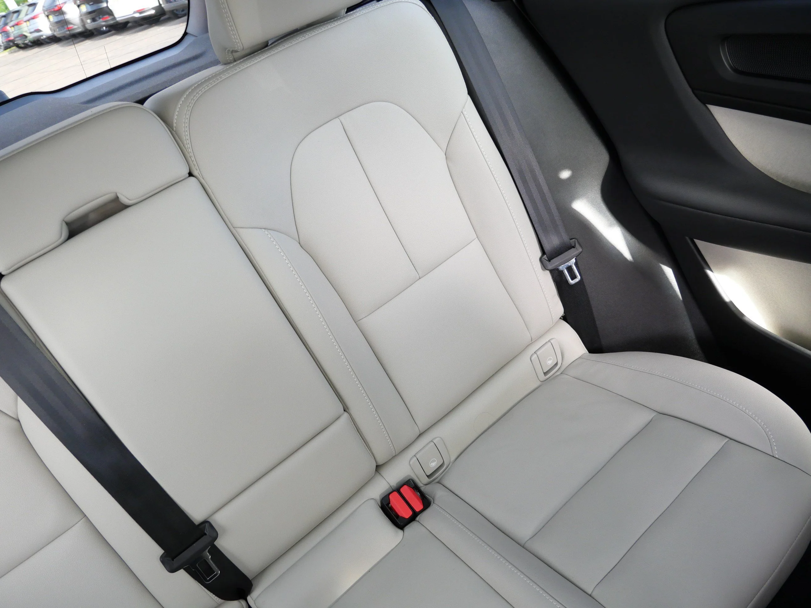 Used 2024 Silver Dawn Metallic Volvo Plus Dark Theme image 14