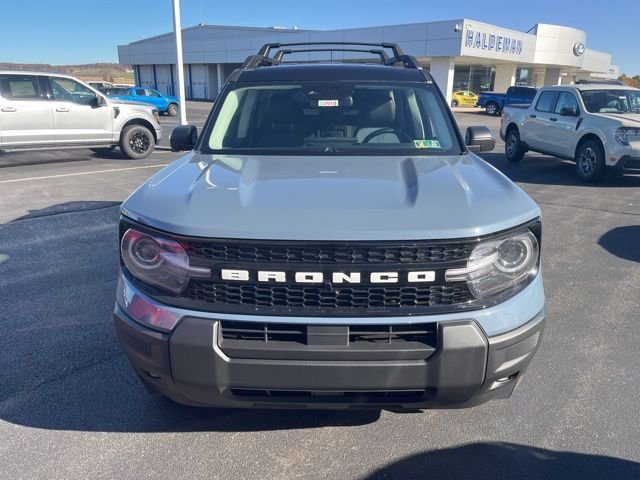 New 2025 Azure Gray Metallic Tri-Coat Ford Outer Banks image 22