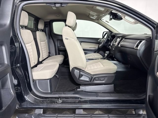 Used 2019 Black Ford XLT image 6