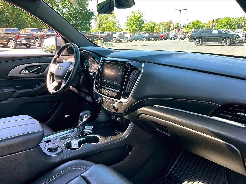 Used 2023 Gray Chevrolet LT Leather image 22