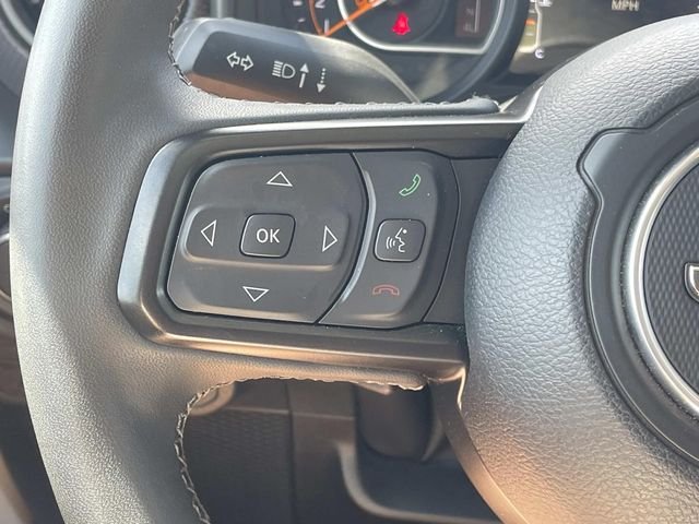 Used 2025 White Jeep Rubicon image 19