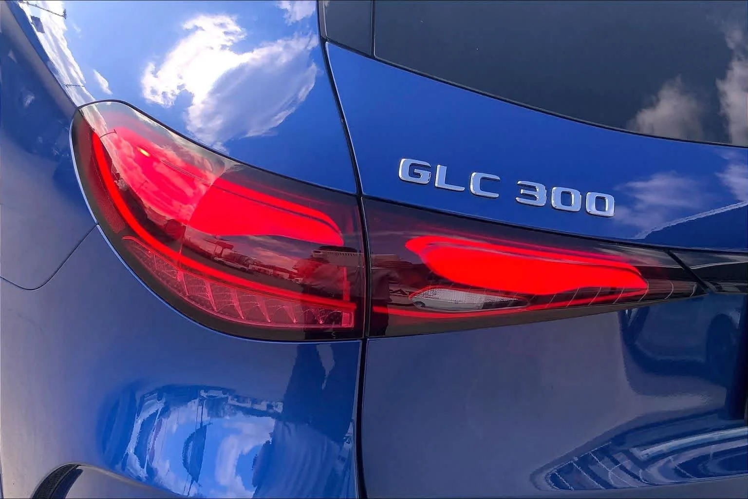 New 2026 Starling Blue Metallic Mercedes-Benz GLC 300 image 14