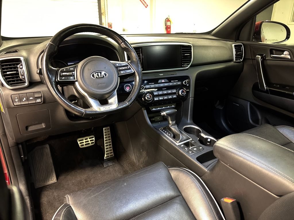 Used 2022 Red Kia SX image 31