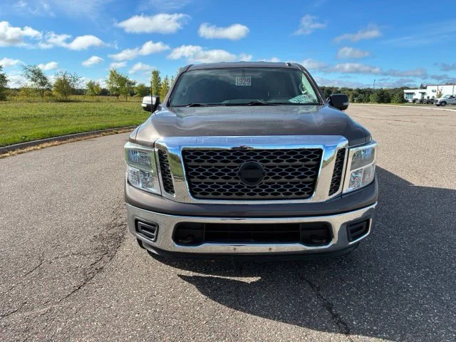 Used 2018 Brown Nissan SV image 3