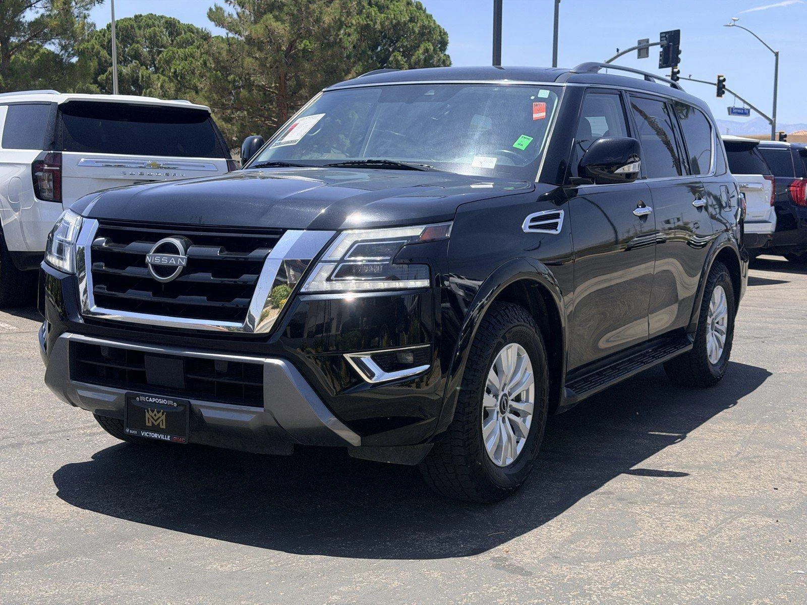 Used 2023 Super Black Nissan SV image 3