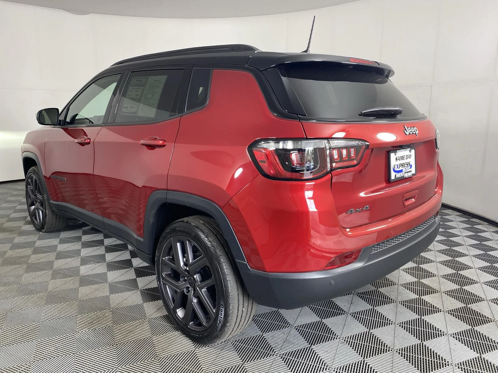 Used 2026 Red Hot Pearlcoat Jeep Limited image 12