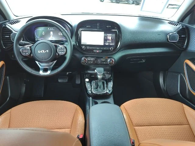 Used 2025 Red Kia EX image 7