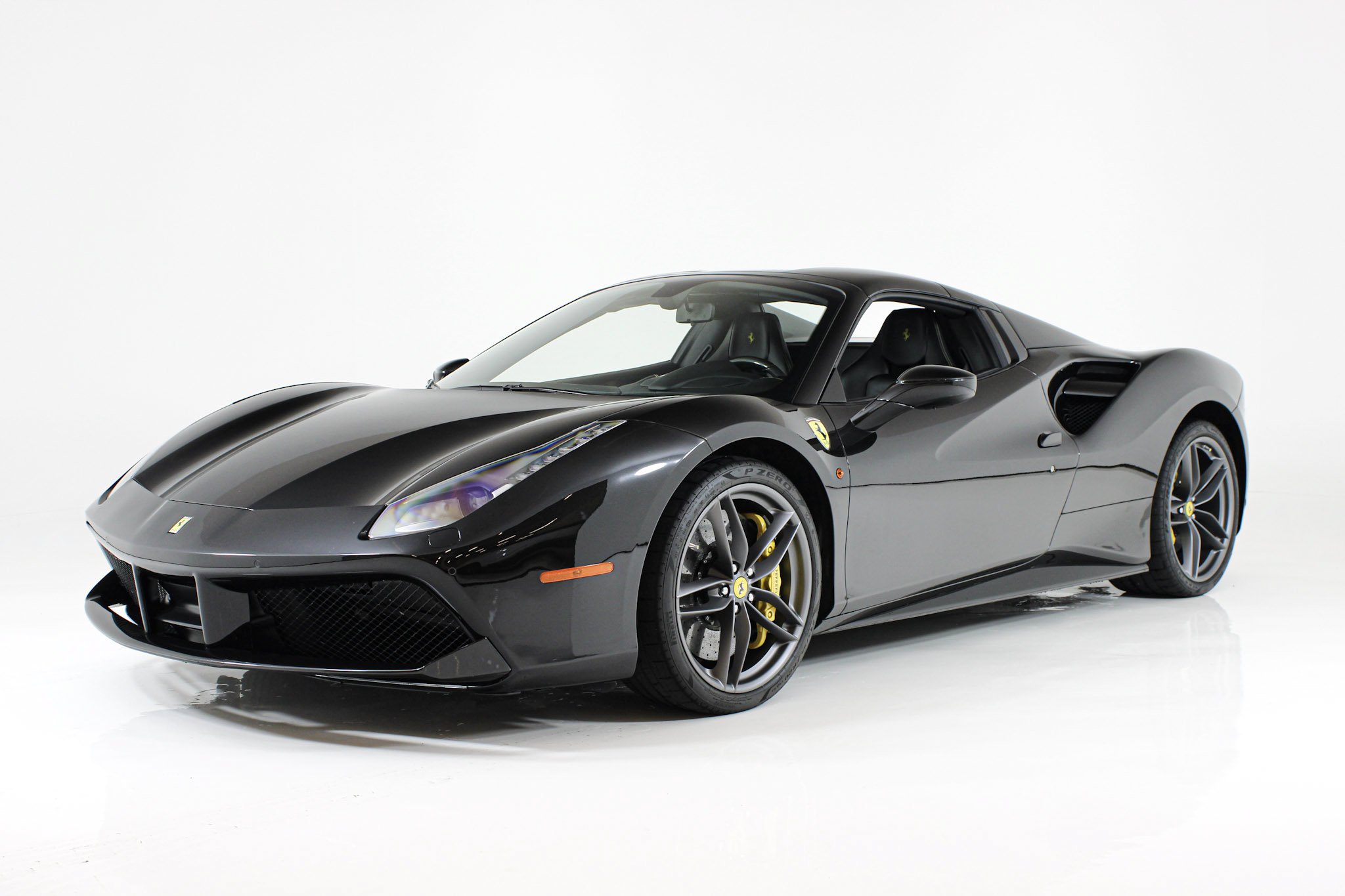 Used 2017 Black Ferrari  image 3