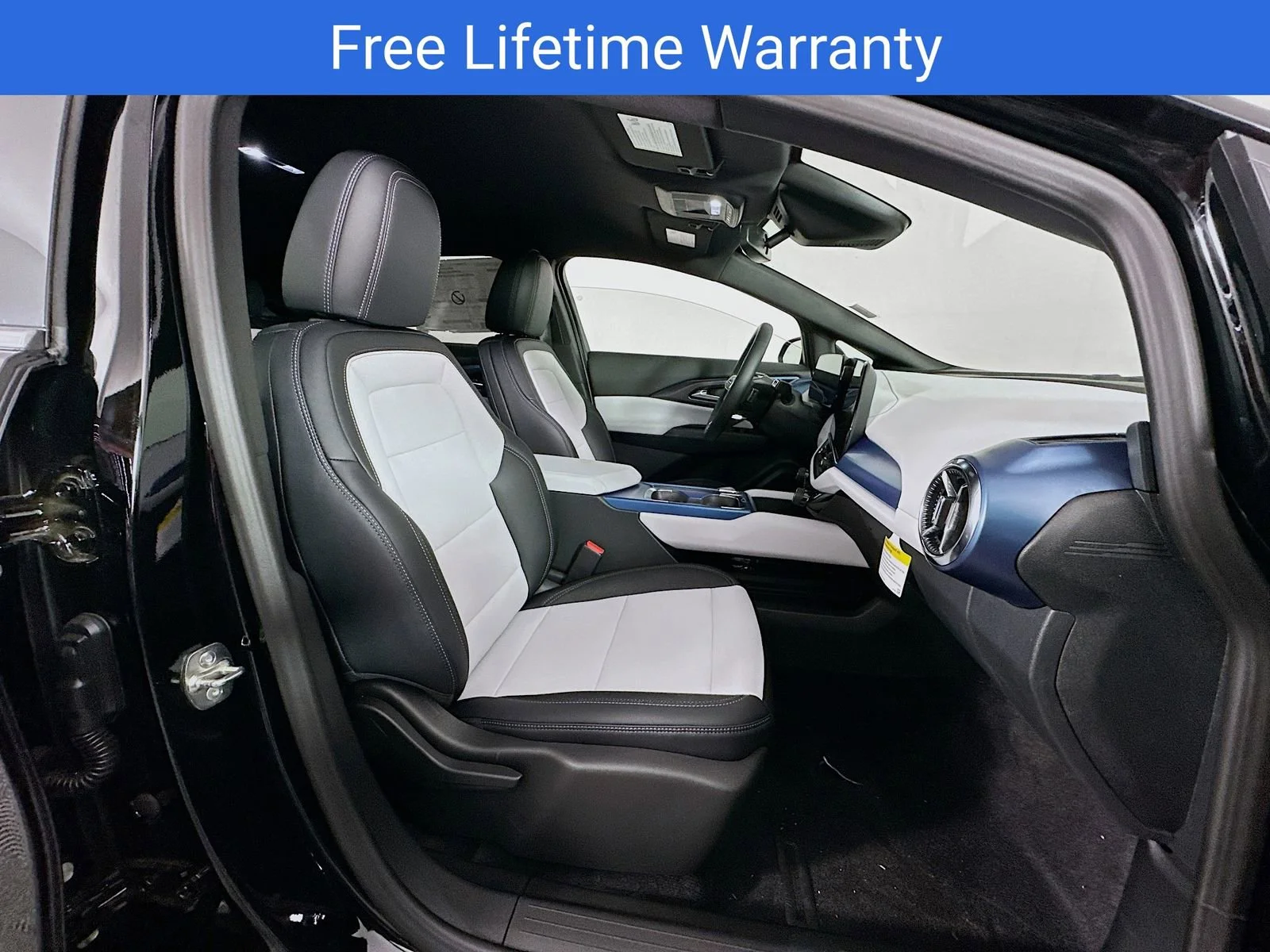 2026 Chevrolet Equinox EV 2LT - Photo 29