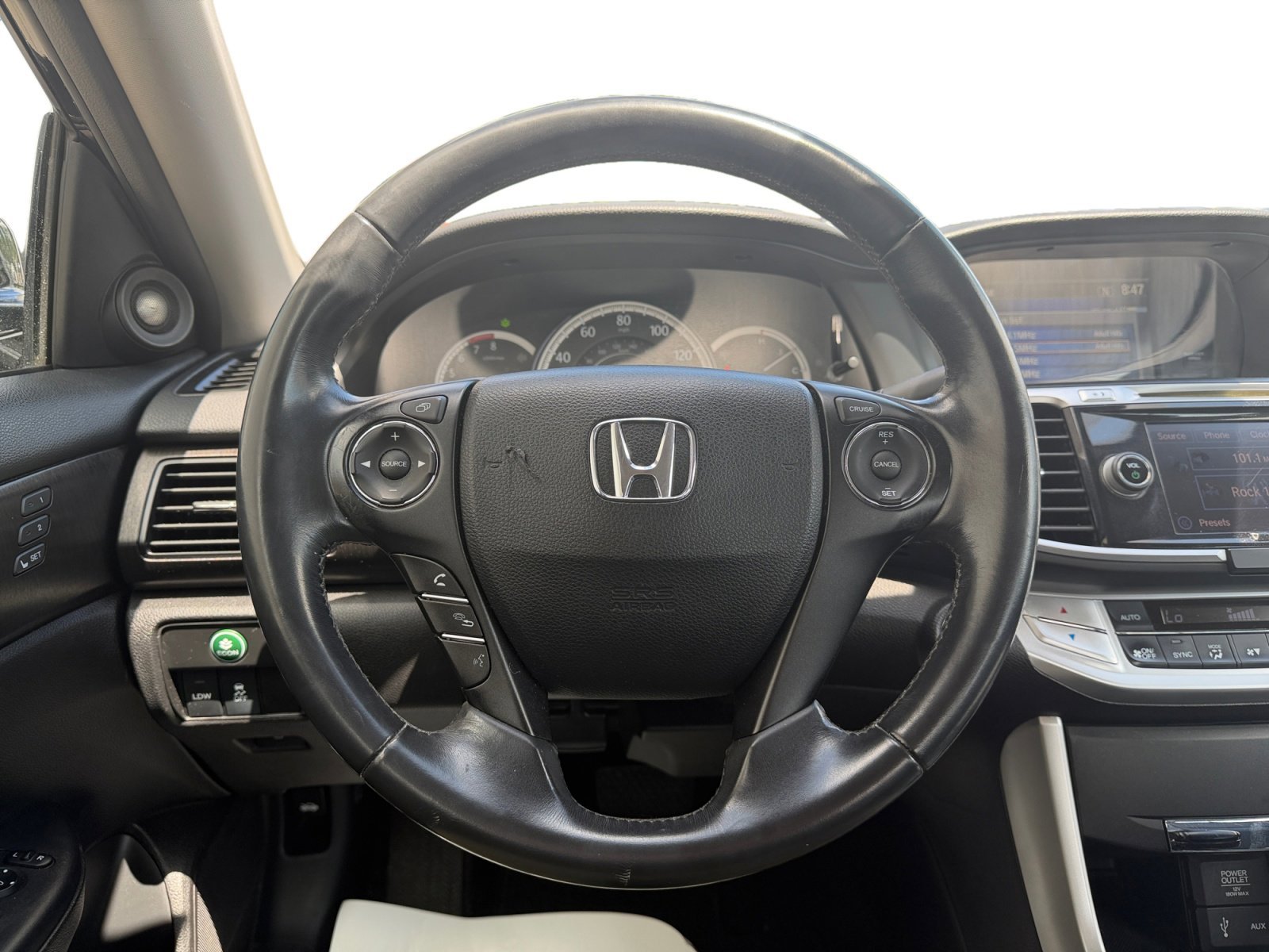 Used 2015 Black Honda EX-L image 10