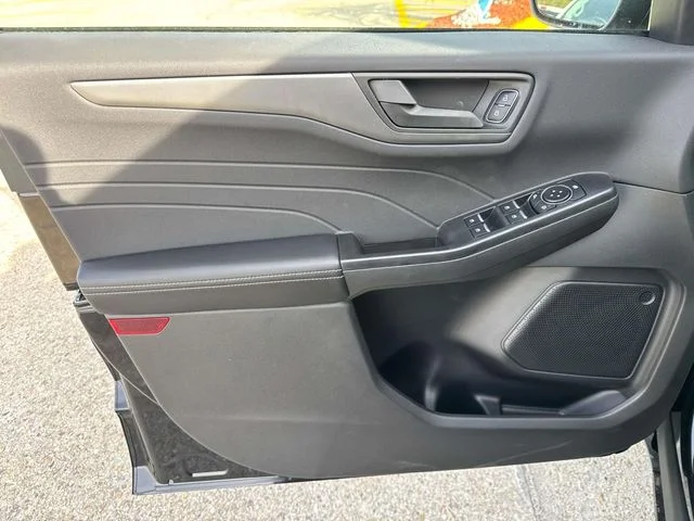 2026 Ford Escape Active - Photo 36