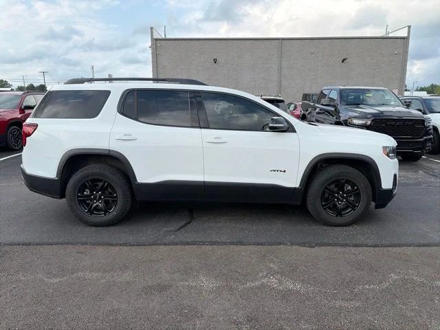 Used 2023 White GMC AT4 image 6