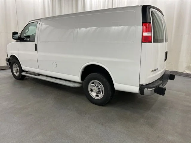 Used 2024 White Chevrolet Work Van image 3