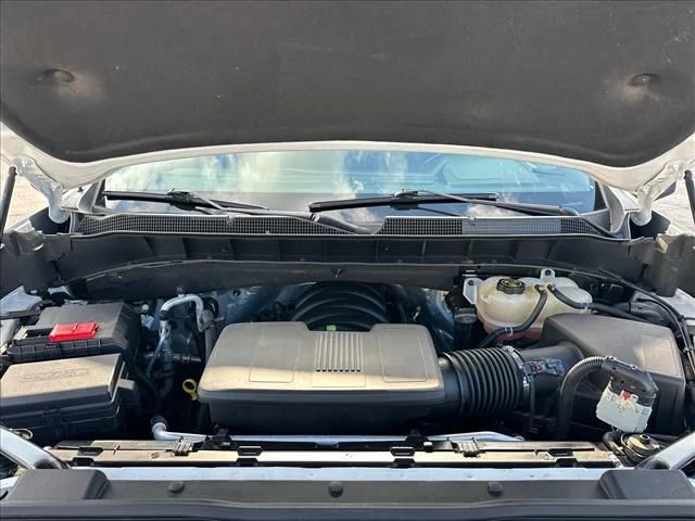 Used 2024 White Chevrolet RST image 33