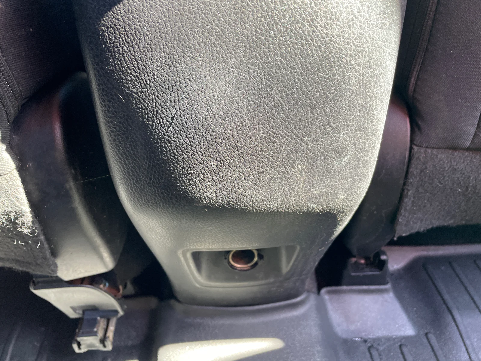 Used 2016 Silver Sky Metallic Toyota XLE image 24