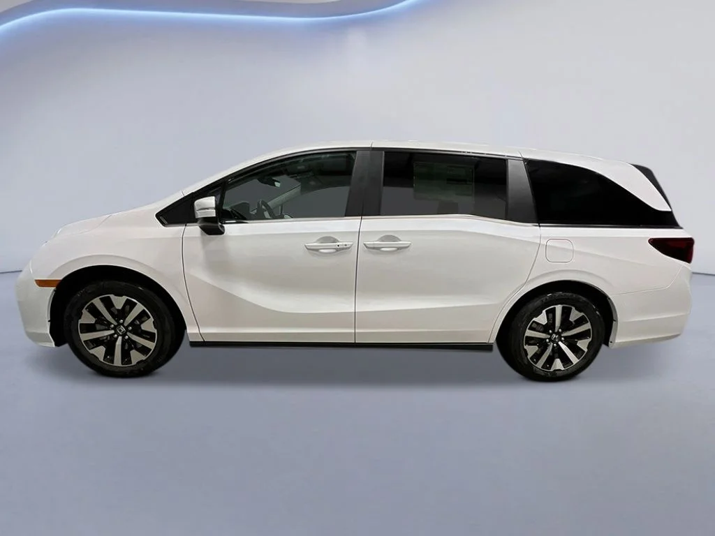 New 2026 Platinum White Pearl Honda EX-L image 2