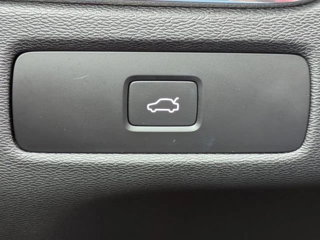 Used 2023 Gray Volvo Plus Bright Theme image 28