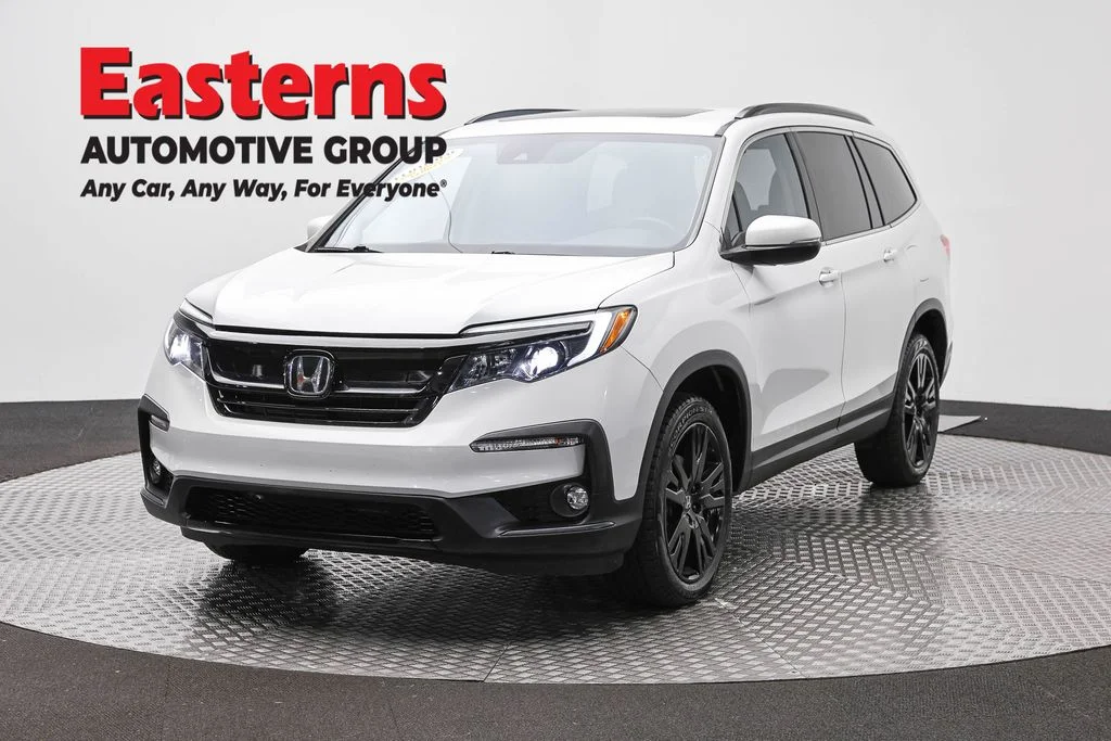 Used 2022 White Honda Special Edition image 1