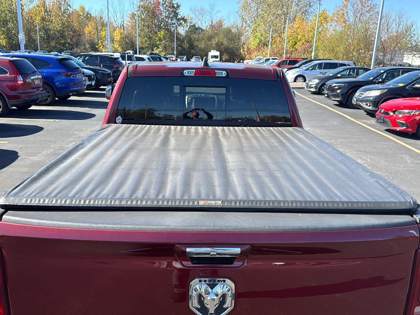 Used 2019 Delmonico Red Pearlcoat Ram Laramie image 8