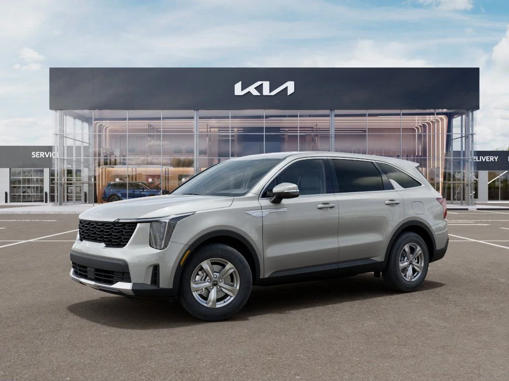 New 2026 Ivory Silver Kia LX image 2