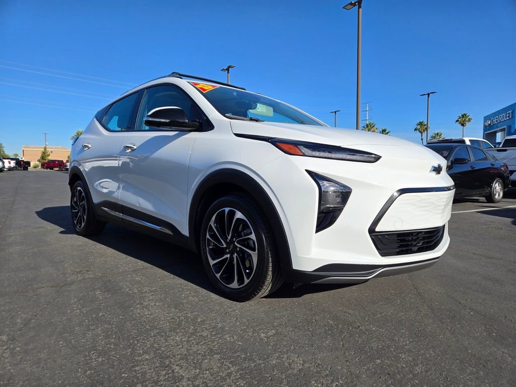 2023 Chevrolet Bolt EUV Premier's photo