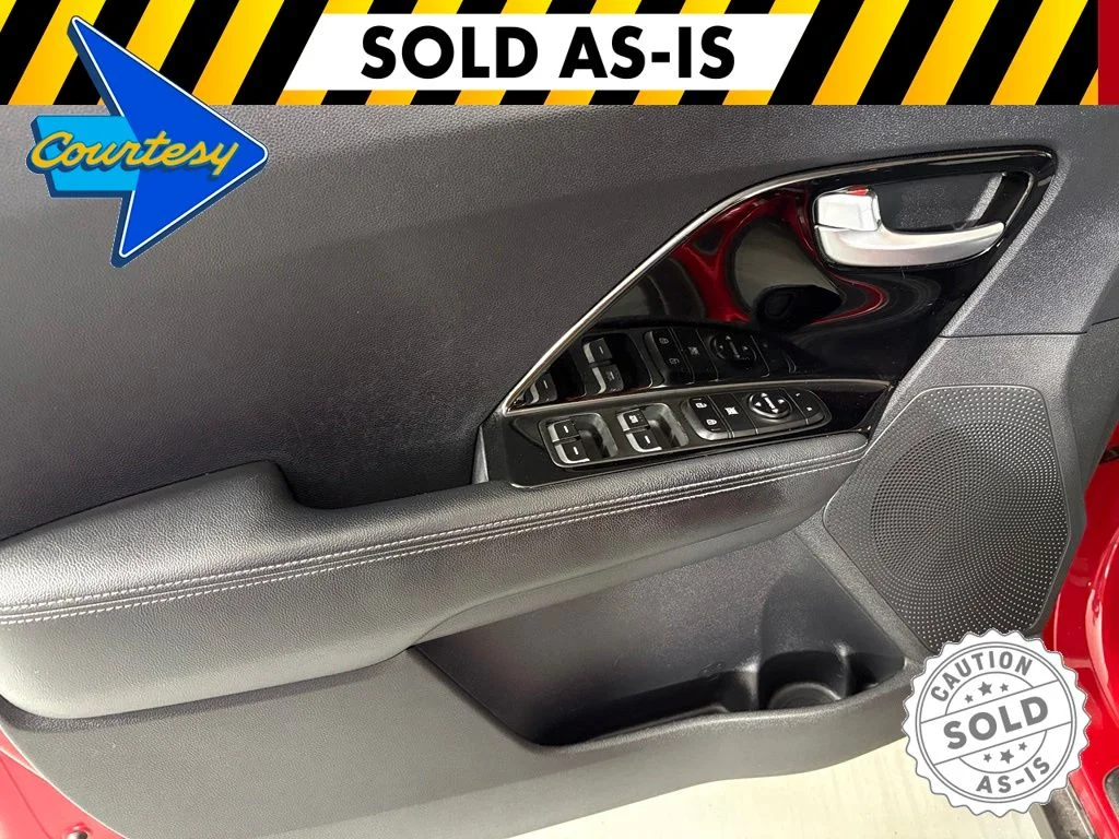 Used 2021 Red Kia LXS image 15