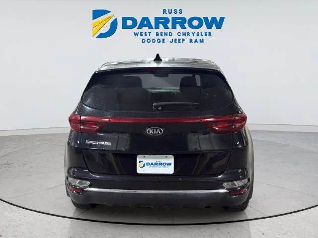 Used 2022 Red Kia LX image 4