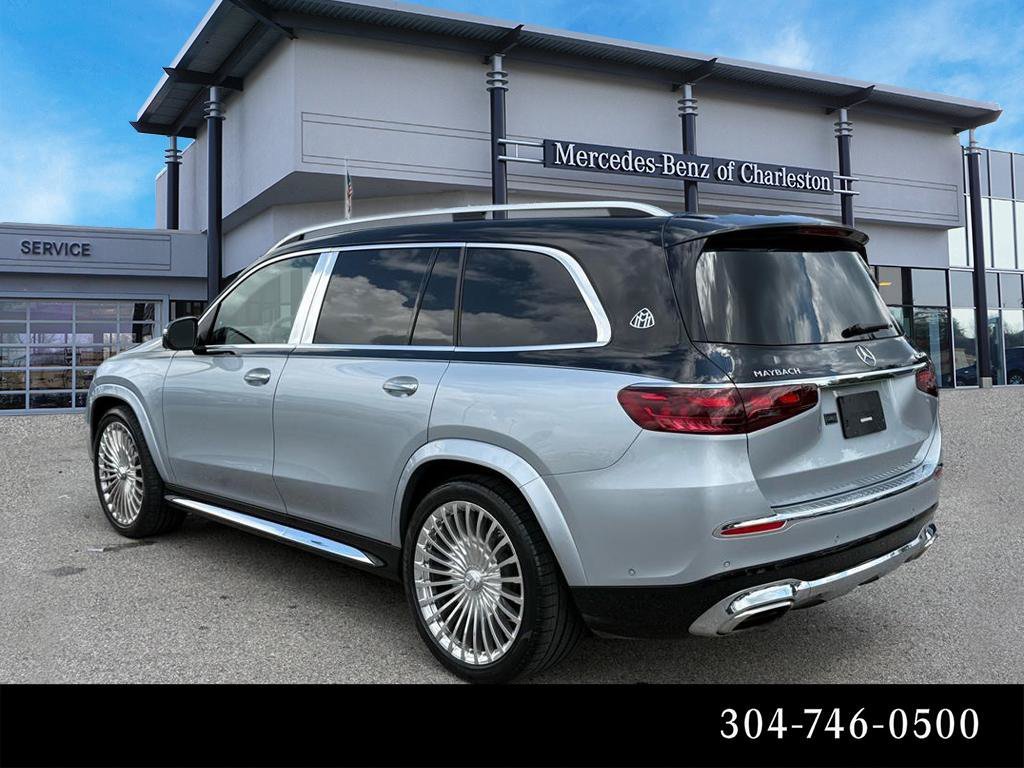 Certified Used 2025 Cirrus Silver (Upper) / Obsidian Black Metallic (Lower) Mercedes-Benz Maybach GLS 600 image 5