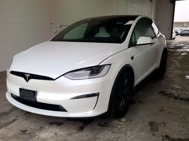 2022 Tesla Model X Plaid